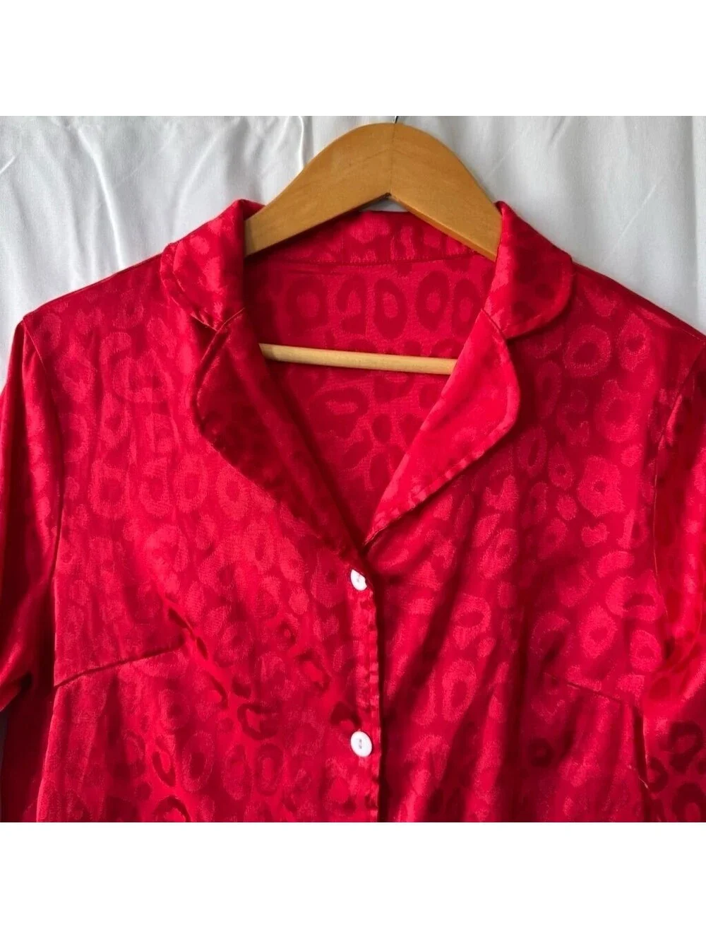 Pajama Top M Red Leopard Jacquard Satin Button Up Blouse Shirt